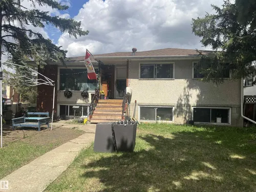 10450 69 AV NW, Edmonton - $499,900