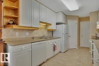 Interior photo 2 of 221 Ravine VI