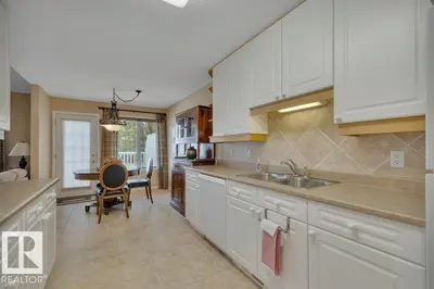 Interior photo 3 of 221 Ravine VI