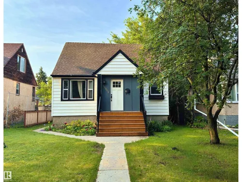 10915 67 AV NW, Edmonton - $589,900