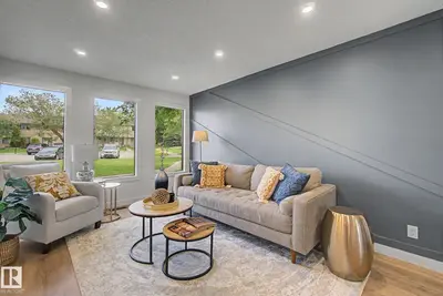 Interior photo 1 of 133 GRANDIN VG