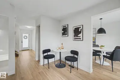 Interior photo 2 of 133 GRANDIN VG