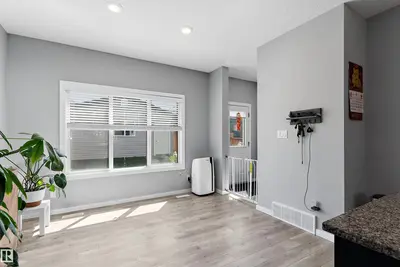Interior photo 3 of 15927 13 AV SW