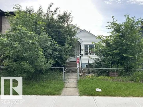 10917 96 ST NW, Edmonton - $248,000