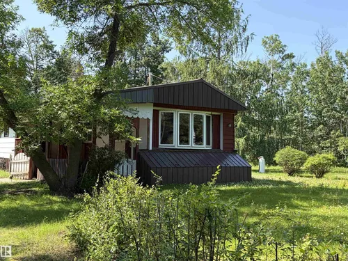 # 501 11131 Twp Rd 600, Rural St. Paul County - $204,900