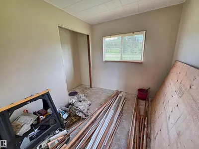 Interior photo 4 of 