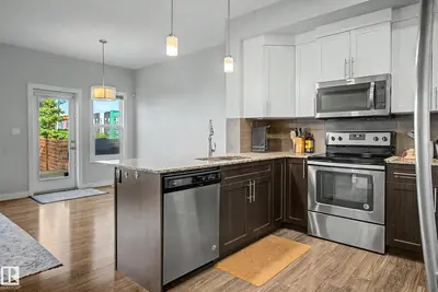 Interior photo 2 of 1783 KEENE CR SW