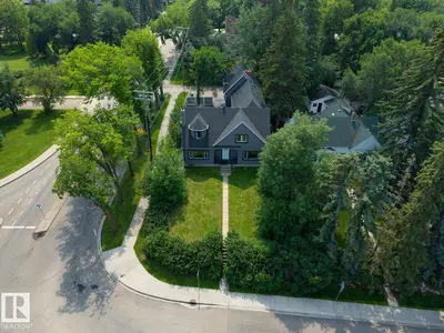 Interior photo 1 of 11603 SASKATCHEWAN DR NW
