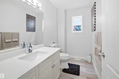 Interior photo 2 of 714 87 Street SW