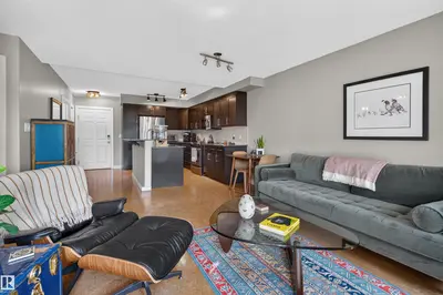 Interior photo 2 of #301 9603 98 AV NW