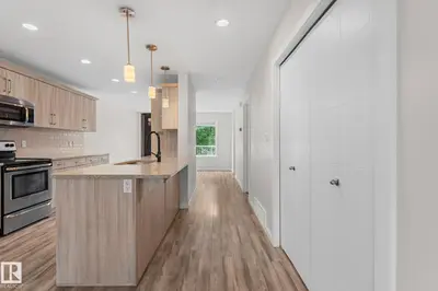 Interior photo 2 of 11840 122 ST NW