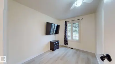 Interior photo 4 of 12812 45 ST NW