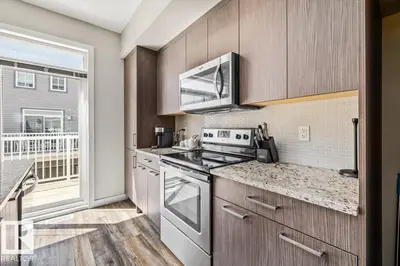 Photo 3 of #4 1636 KERR RD NW