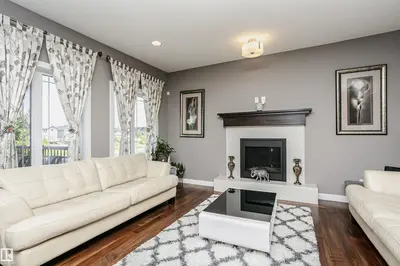 Interior photo 2 of 15848 13 AV SW