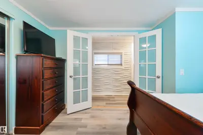 Interior photo 3 of 13 The Parkway NW