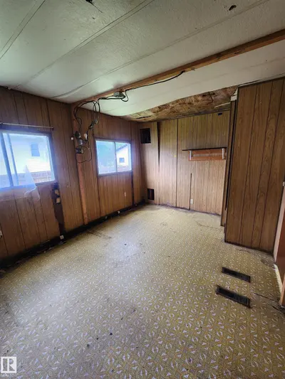 Interior photo 2 of 