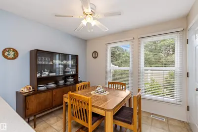 Interior photo 3 of 23 GRANDVIEW RG