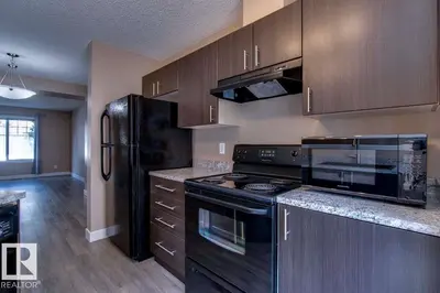 Interior photo 4 of #15 8304 11 AV SW
