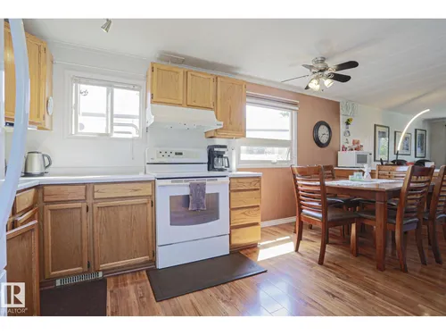 137 LEE RIDGE RD NW, Edmonton - $229,900