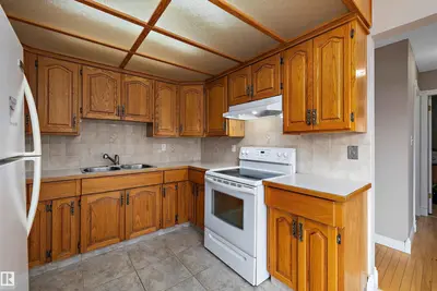 Interior photo 2 of 3511 73 ST NW