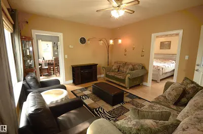 Interior photo 2 of 4802 50 ST