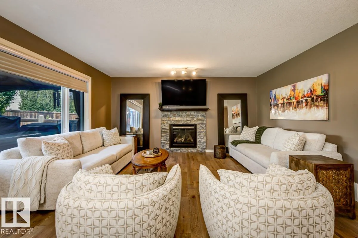 854 CHAHLEY WY NW, Edmonton - 4 bedroom Detached Single Family for sale