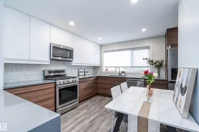 Interior photo 2 of 10934 80 AV NW