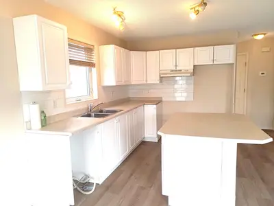 Interior photo 3 of #nil 13403 CUMBERLAND RD NW