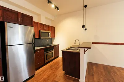 Interior photo 4 of 4827 104A ST NW