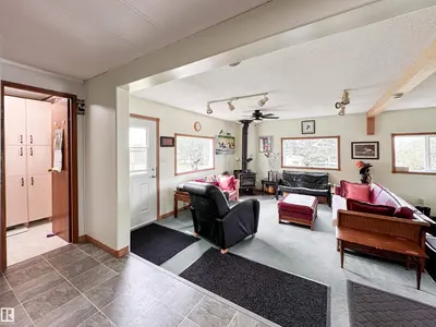 Interior photo 4 of 55302 RGE ROAD 261