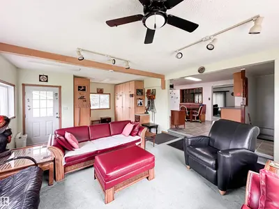 Interior photo 2 of 55302 RGE ROAD 261