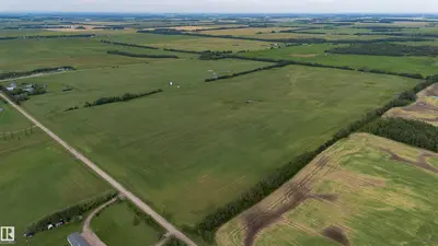 Photo 1 of 273XX TWP ROAD 585