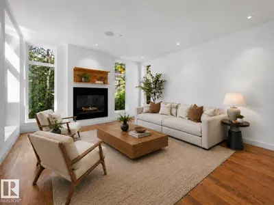 Interior photo 4 of 9342 83 AV NW