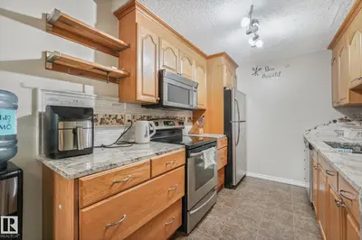 Interior photo 1 of 203B HOMESTEAD CR NW