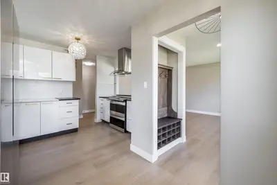 Interior photo 2 of 4204 42 AV