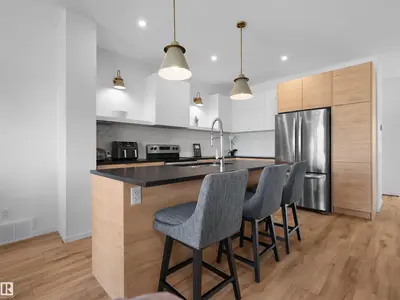 Interior photo 3 of #4597 4597 66 ST