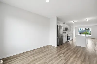 Photo 2 of 19112 22 AV NW