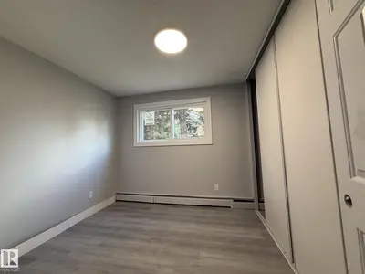 Photo 3 of 8732 101 AV NW
