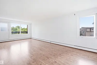 Photo 4 of 7825 159 street NW