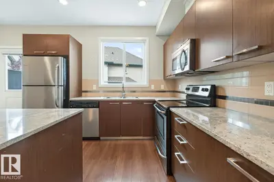 Photo 4 of #8 655 WATT BV SW