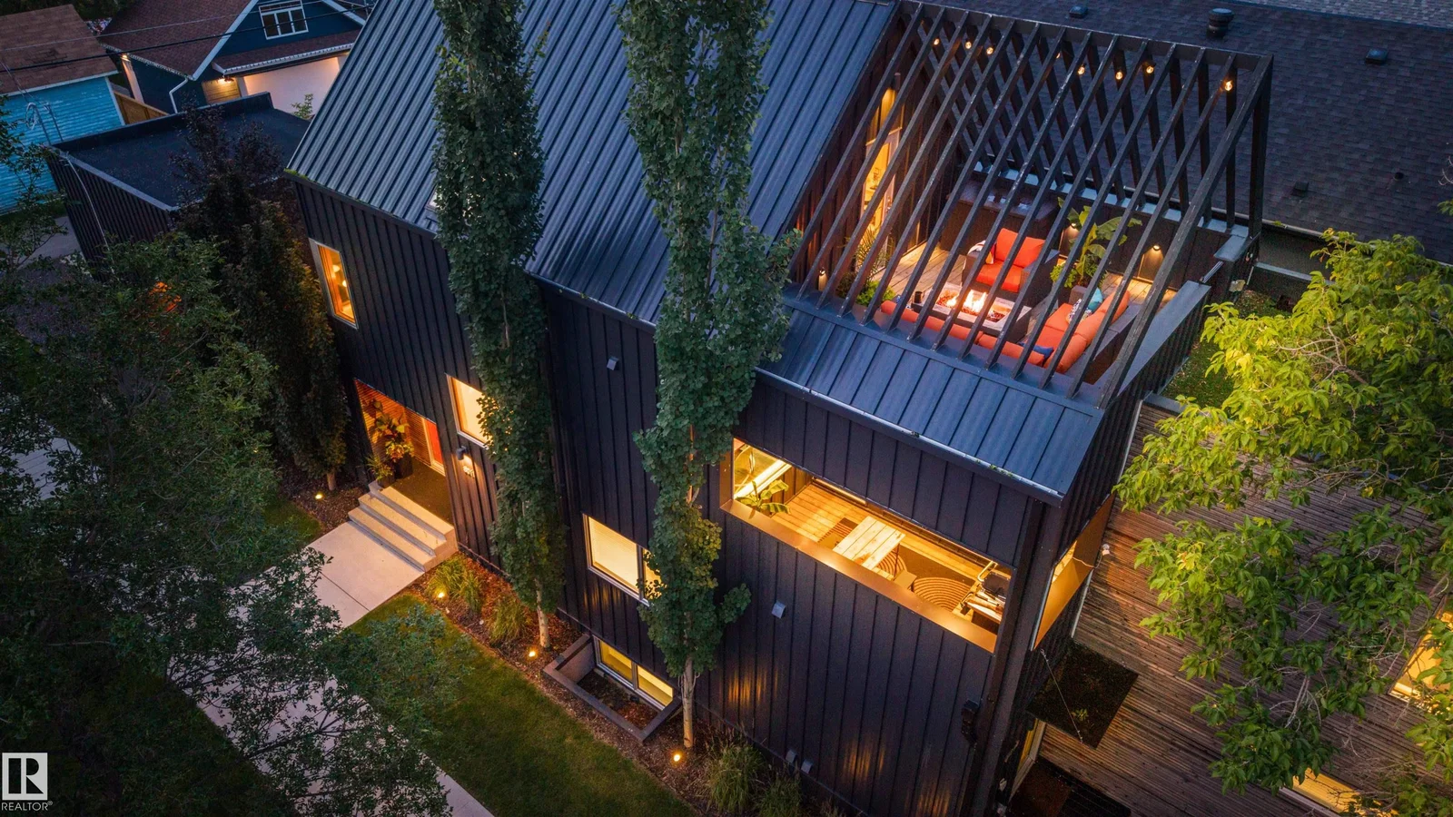8011 110 ST NW, Edmonton