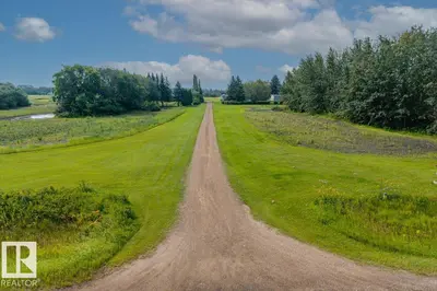 Photo 1 of 22507 TWP ROAD 564