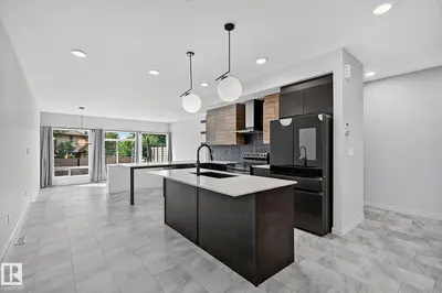 Photo 4 of 55 ELSINORE PL NW