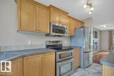 Photo 2 of 7948 13 AV SW