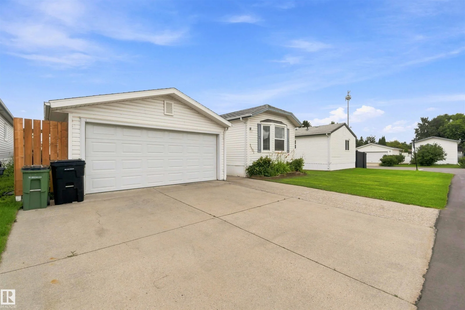 3402 LAKEVIEW PT NW, Edmonton