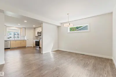 Photo 4 of 9215 150 ST NW