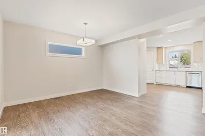 Photo 4 of 9217 150 ST NW