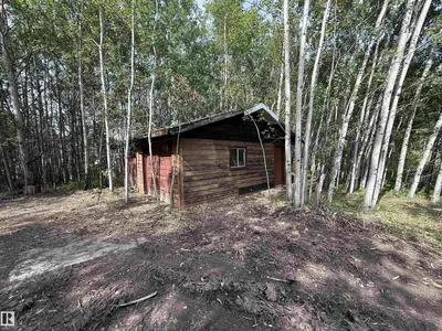 Photo 4 of #7 53104 RGE ROAD 13