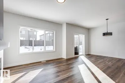 Photo 4 of 33 AXELWOOD CR
