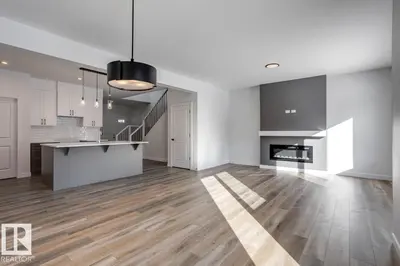 Photo 3 of 33 AXELWOOD CR
